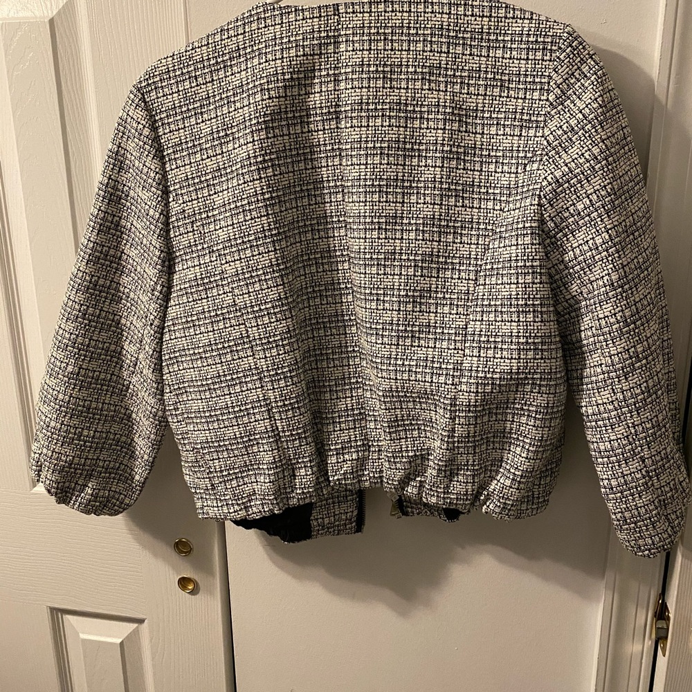 Cropped Express Jacket - Picture 2 of 3